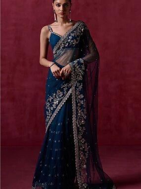 Lashkaraa Teal Saree